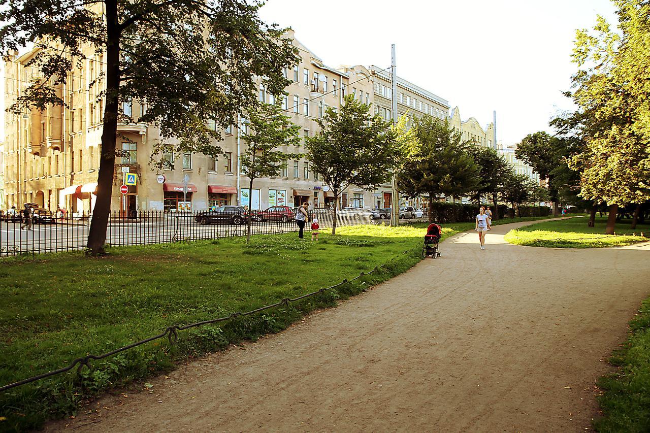 Apartment By Alexander Park Saint Petersburg Exterior photo
